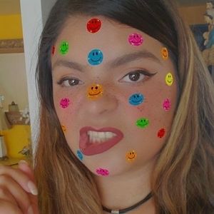 Meet your Posher, Fatima